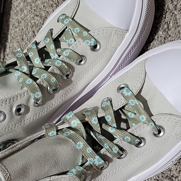 Converse Light/Bone Field Surplus - Picture 10 of 10